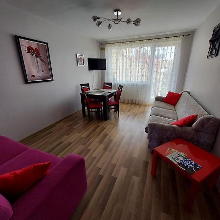 コウォブジェクSamodzielny Apartament 2Pokojowyアパートメント エクステリア 写真