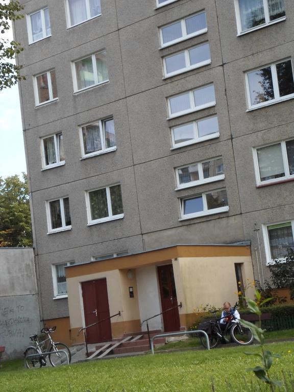 コウォブジェクSamodzielny Apartament 2Pokojowyアパートメント エクステリア 写真